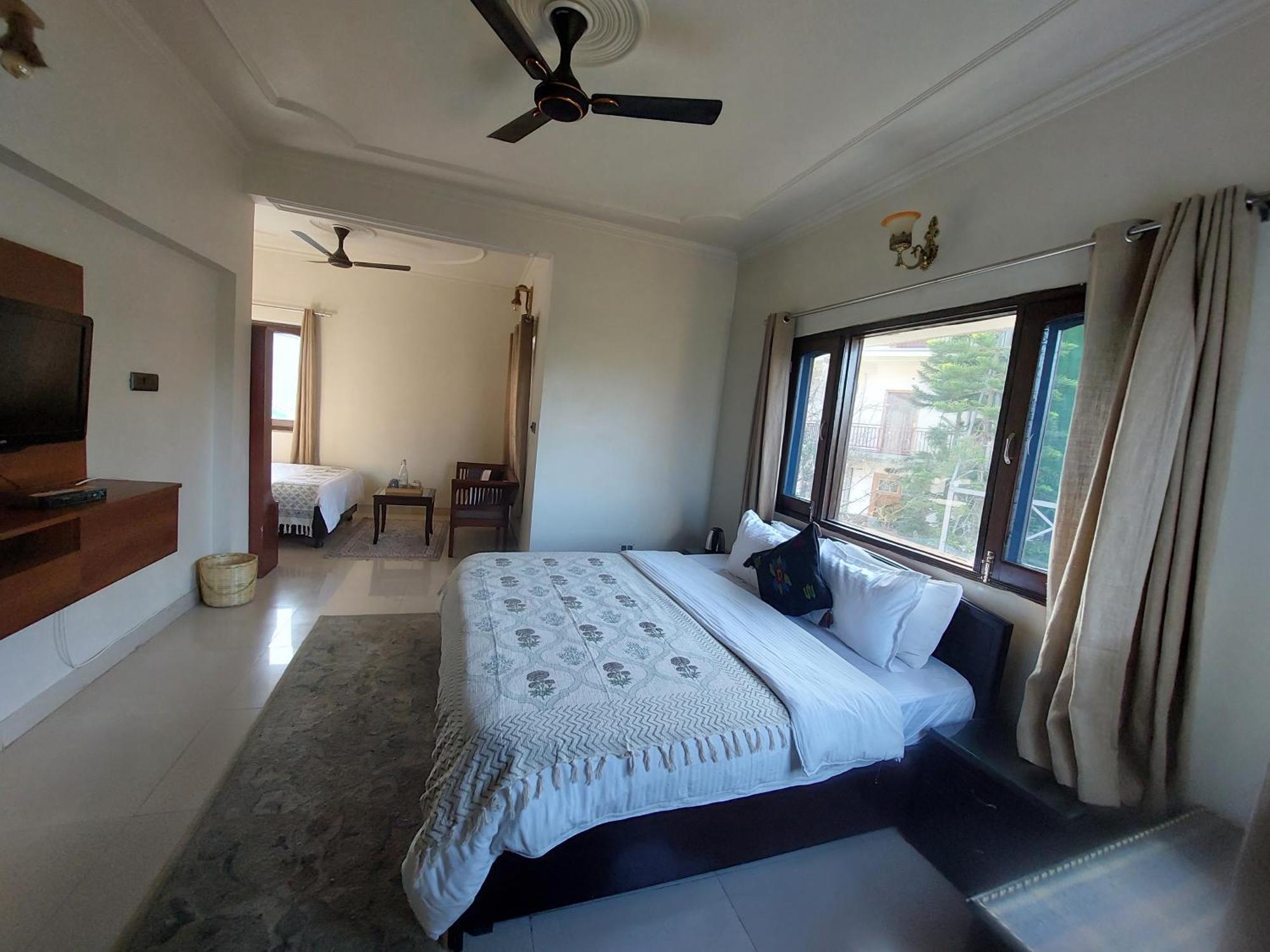 Hotel Alinda House Naukuchiatal By The Ghaur Bhīm Tāl Exterior foto