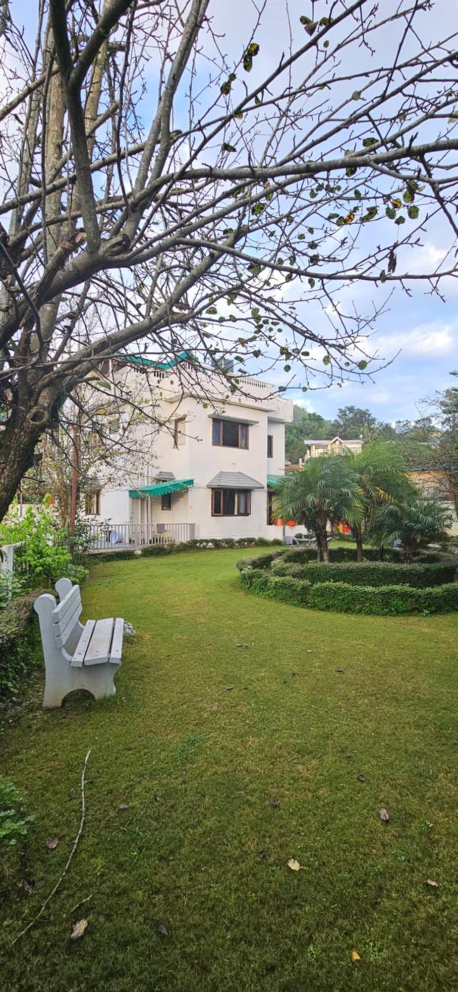 Hotel Alinda House Naukuchiatal By The Ghaur Bhīm Tāl Exterior foto